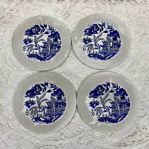 4pc Blue Willow Heavy Ceramic Coasters 4in D. (B)